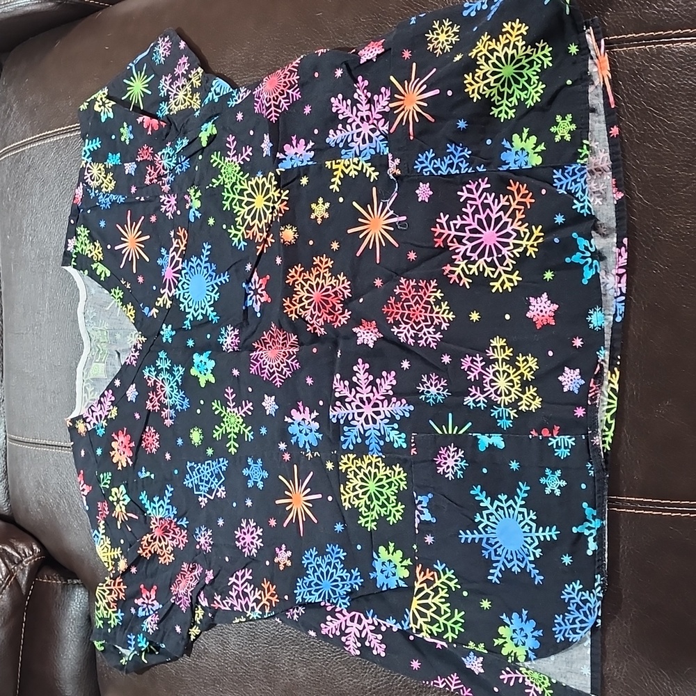 Xl scrub top